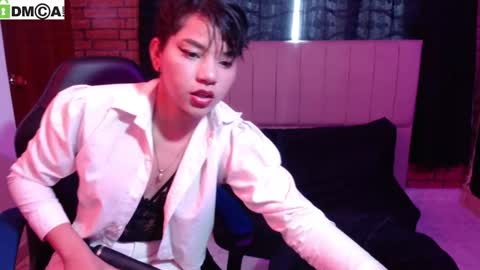 isabela online show from February 15, 2:49 pm