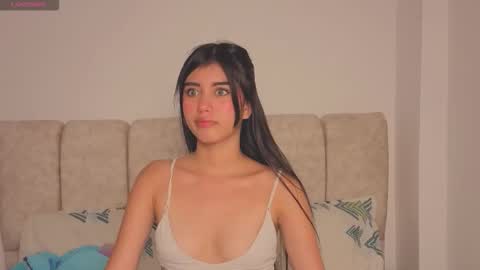 Isa Dolly online show from March 19, 1:00 am