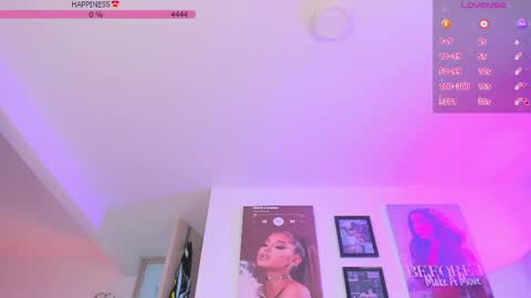 isabella online show from April 27, 8:50 pm