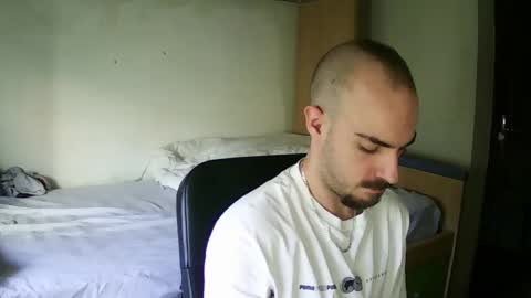 Isaac99c online show from September 29, 4:17 pm