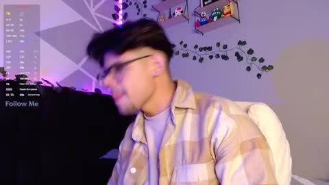 Isaac Saenz. online show from December 8, 4:44 am