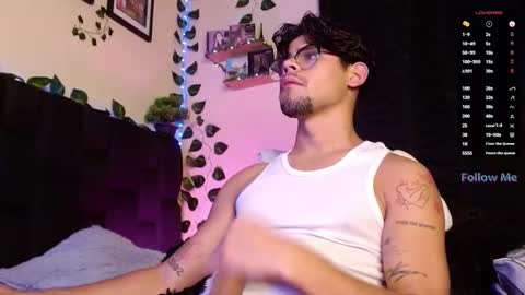 Isaac Saenz. online show from February 18, 12:26 am