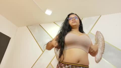   online show from February 25, 1:15 pm