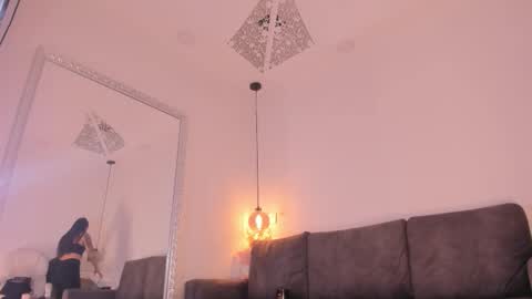 Isabela online show from November 12, 12:18 pm