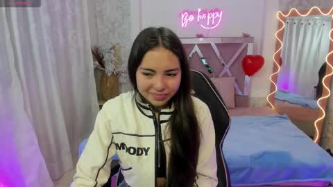 ISABELA  online show from February 19, 11:42 am