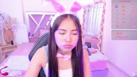 ISABELA  online show from November 17, 11:46 am