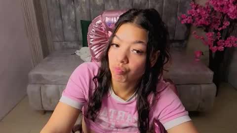 Isa  online show from February 24, 2:09 pm