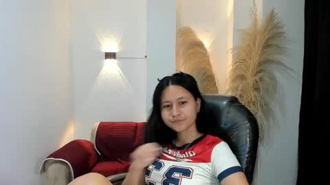 Isabella online show from May 6, 4:29 am