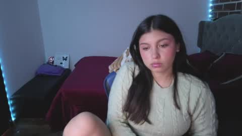 isabella_monntolvo online show from May 20, 8:15 pm