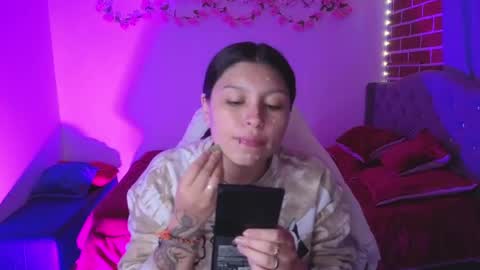 isabella_monntolvo online show from May 26, 7:20 pm