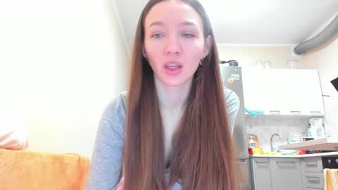 Isabella Noir online show from February 7, 6:05 am