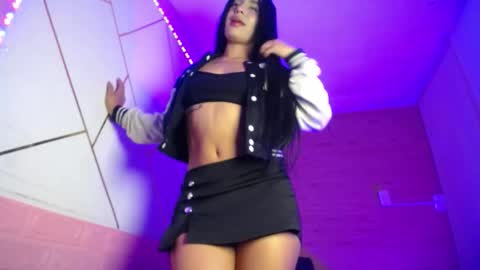 isabella_roseee online show from January 15, 8:39 pm