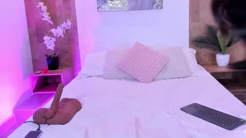 isabella_winkler online show from January 31, 7:11 pm