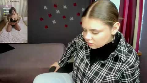 isabellabler online show from January 16, 12:58 pm