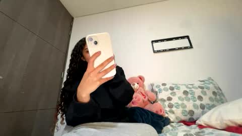 Isabella.. back again  online show from February 1, 3:14 am