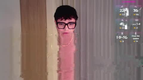 Isabella Mout  online show from April 10, 2:17 am