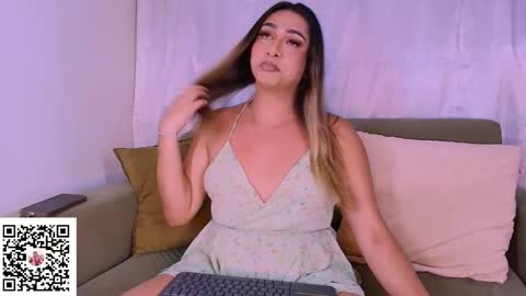 Snapshot of isabellas_smith chatting on September 13, 7:55 am Martina IG martissmith01 online show from September 13, 7:55 am