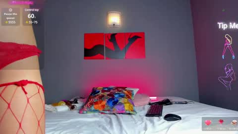 Snapshot of isabellaspencer chatting on February 15, 1:53 am Isabella online show from February 15, 1:53 am