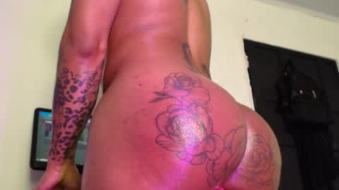 isabelldollts online show from March 13, 3:54 am