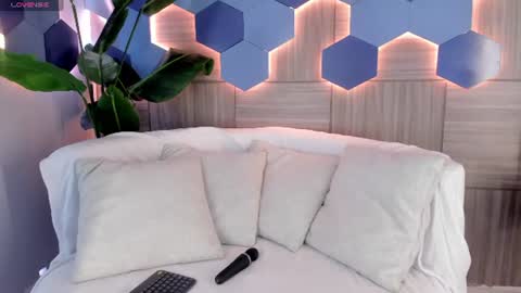    online show from June 14, 3:30 am