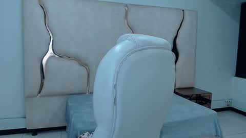 isabellrodriguez18 online show from February 3, 2:58 am