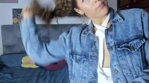Snapshot of isangel_ chatting on October 12, 11:39 pm Isabela online show from October 12, 11:39 pm