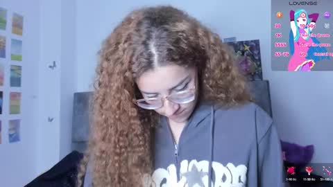 Snapshot of isangel_ chatting on March 5, 3:40 am Isabela online show from March 5, 3:40 am