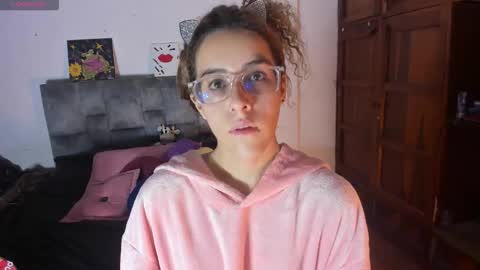 Snapshot of isangel_ chatting on October 3, 7:05 am Isabela online show from October 3, 7:05 am