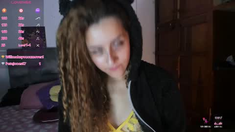 Snapshot of isangel_ chatting on October 1, 5:50 am Isabela online show from October 1, 5:50 am