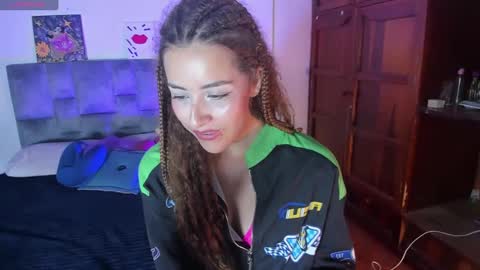 Snapshot of isangel_ chatting on September 10, 6:03 am Isabela online show from September 10, 6:03 am