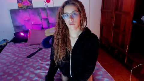 Snapshot of isangel_ chatting on September 30, 5:29 am Isabela online show from September 30, 5:29 am