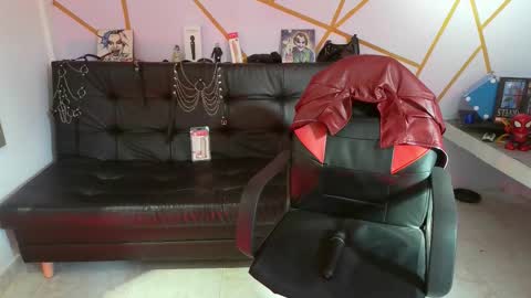 isabela online show from September 24, 8:37 pm