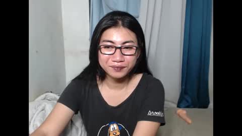 Snapshot of ishie_yoshixx chatting on October 12, 10:19 am IRISH online show from October 12, 10:19 am