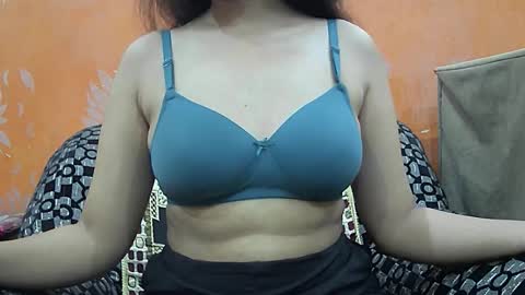 Snapshot of ishika_singh_ chatting on September 23, 2:27 am ishika_singh_ online show from September 23, 2:27 am