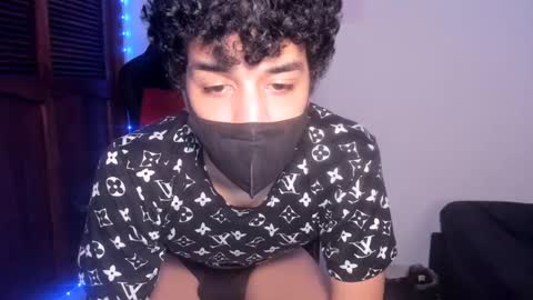 Isidro online show from March 6, 7:03 am