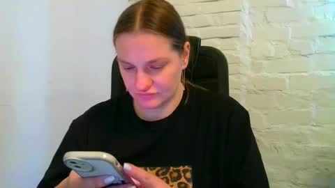 isingle_mom online show from October 14, 6:27 am