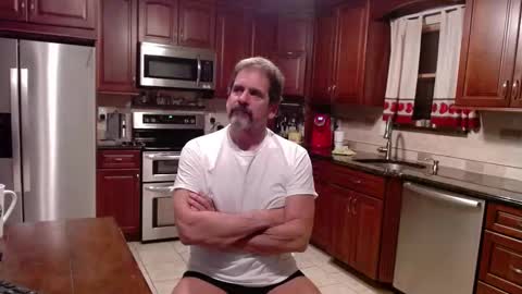 Snapshot of islandguy70 chatting on October 17, 11:09 pm Jim online show from October 17, 11:09 pm