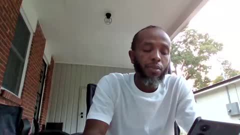Snapshot of islandmaker chatting on September 10, 11:28 pm islandmaker online show from September 10, 11:28 pm