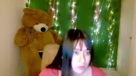 islarose338132 online show from June 17, 3:50 pm