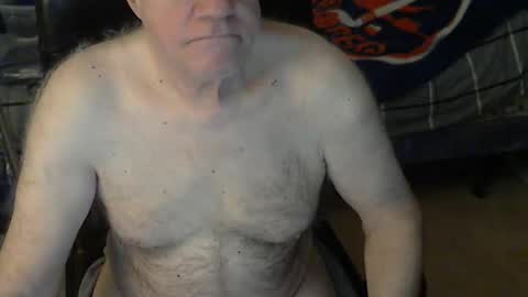 islesman22 online show from March 14, 9:35 am