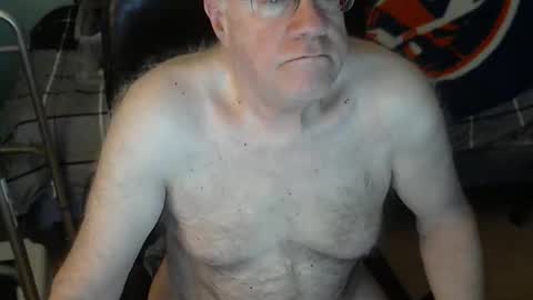 islesman22 online show from March 7, 10:26 am