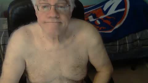 islesman22 online show from February 14, 11:46 am