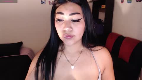 isabella p online show from December 1, 12:41 am