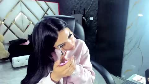 issabela_mackey_ online show from November 27, 5:04 am