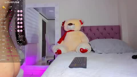 Isa  online show from February 26, 2:19 am