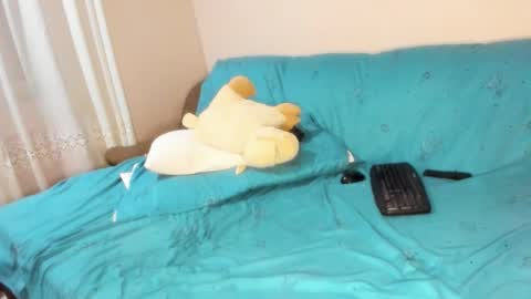 Issabelle online show from January 12, 8:21 am