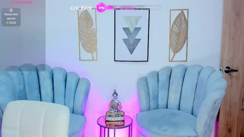 issi_loren online show from September 19, 5:27 pm