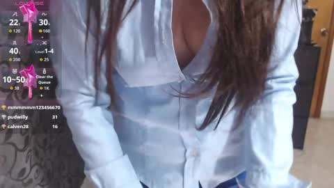 Issy online show from March 20, 11:59 am