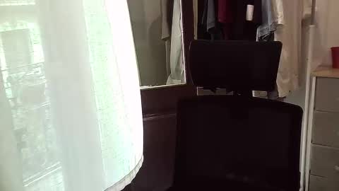 italianboybcn online show from September 16, 7:22 am