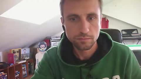 italiano116116 online show from April 14, 3:04 pm